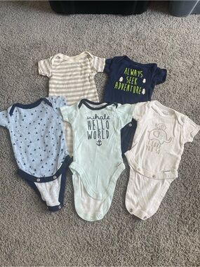 Bundle of Newborn Baby Onesies from Gerber - Blue / White / Gray